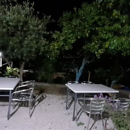 Apartment Emiliano Borsh