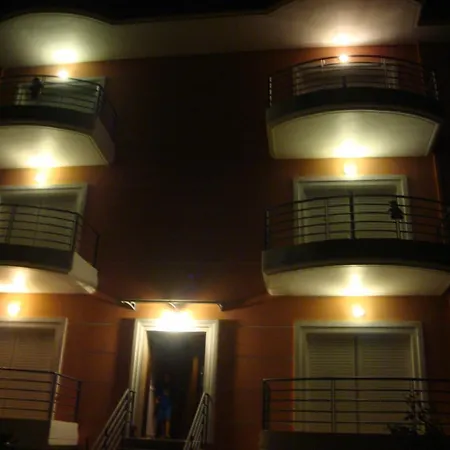 Emiliano Apartment *