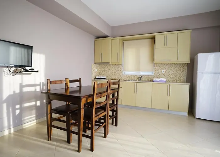 Emiliano アパート *